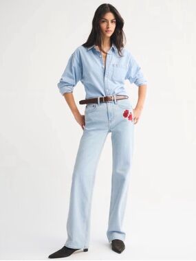 Abercrombie A&F High Rise 90s Relaxed Rose Embroidered Jean Curve Love 27 Long